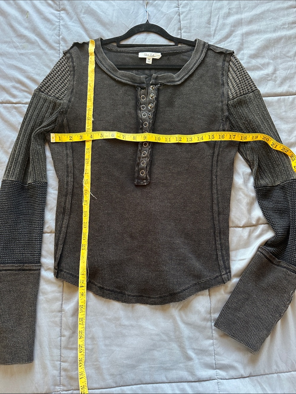 Oli & Hali  Long-Sleeve Waffle Top - Picture 5 of 6